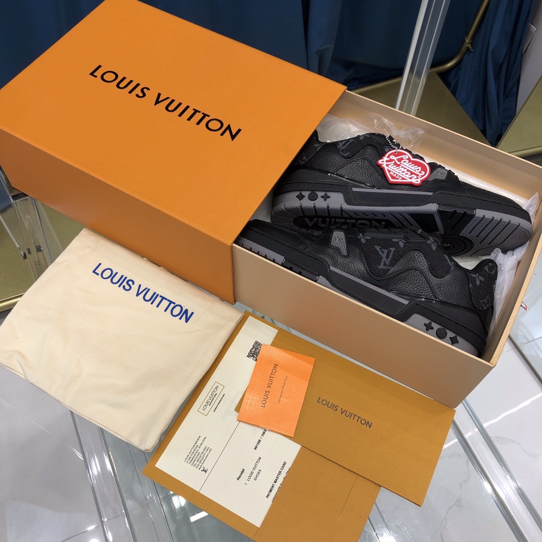 Louis Vuitton LV Trainer Sneaker    1A9IPP - DesignerGu