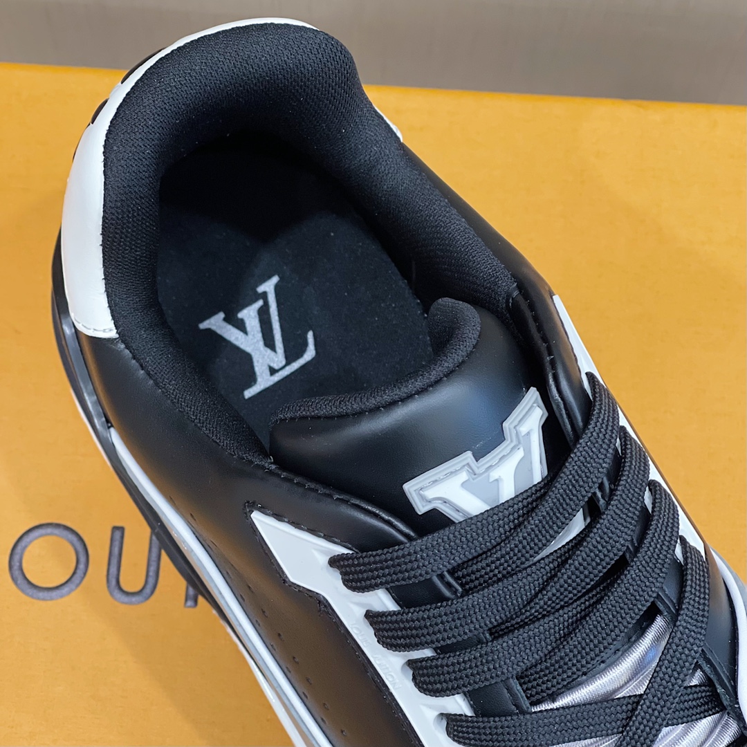 Louis Vuitton LV Trainer Sneaker  (Upon uk size)  1AAHS3 - DesignerGu