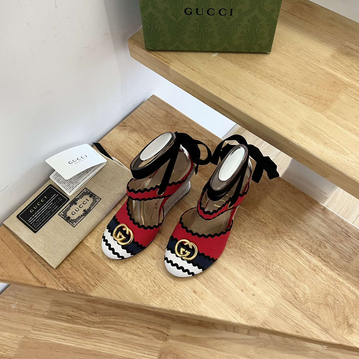 Gucci Women's Platform Espadrilles - DesignerGu