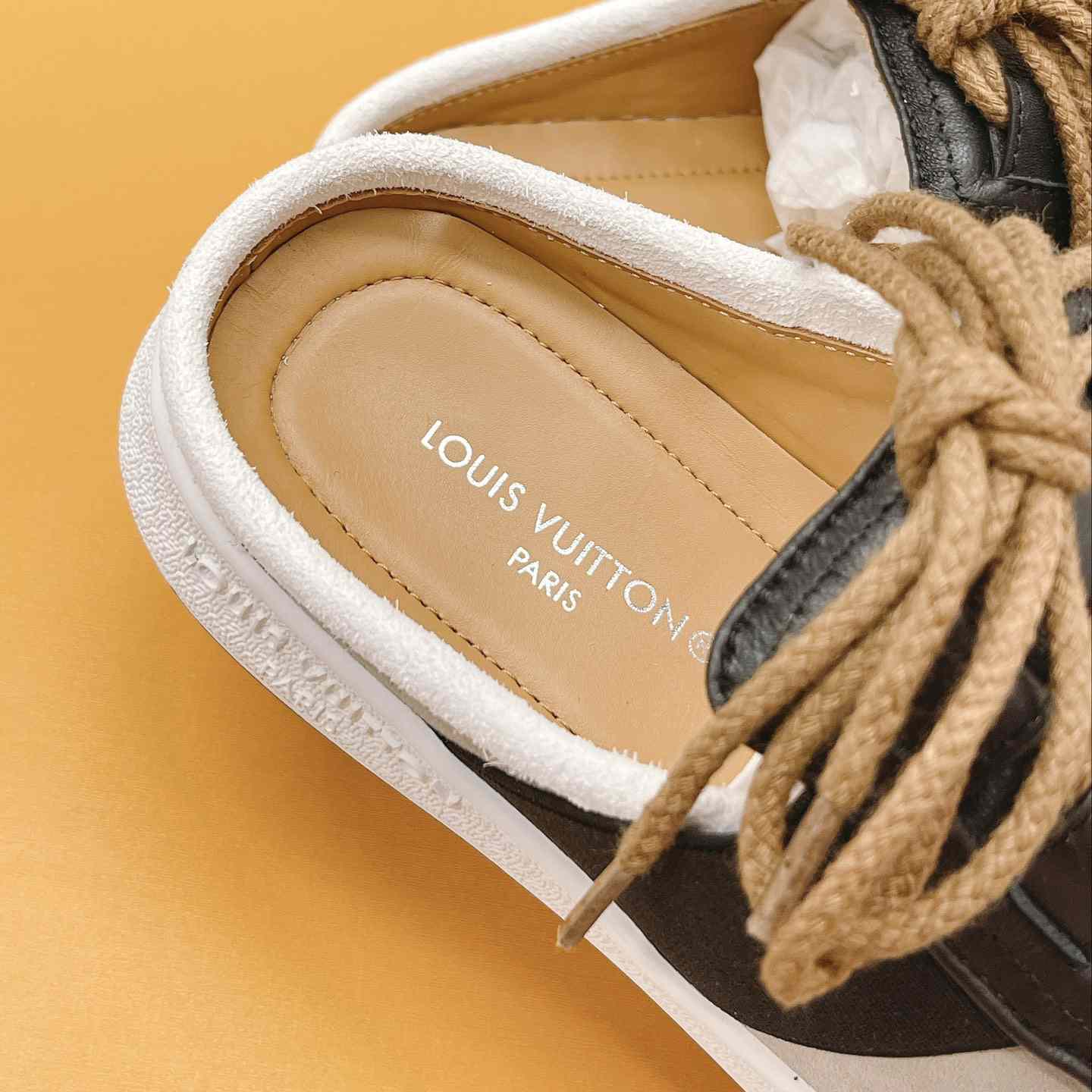 Louis Vuitton Lous Open Back Sneaker    1AAOO2 - DesignerGu