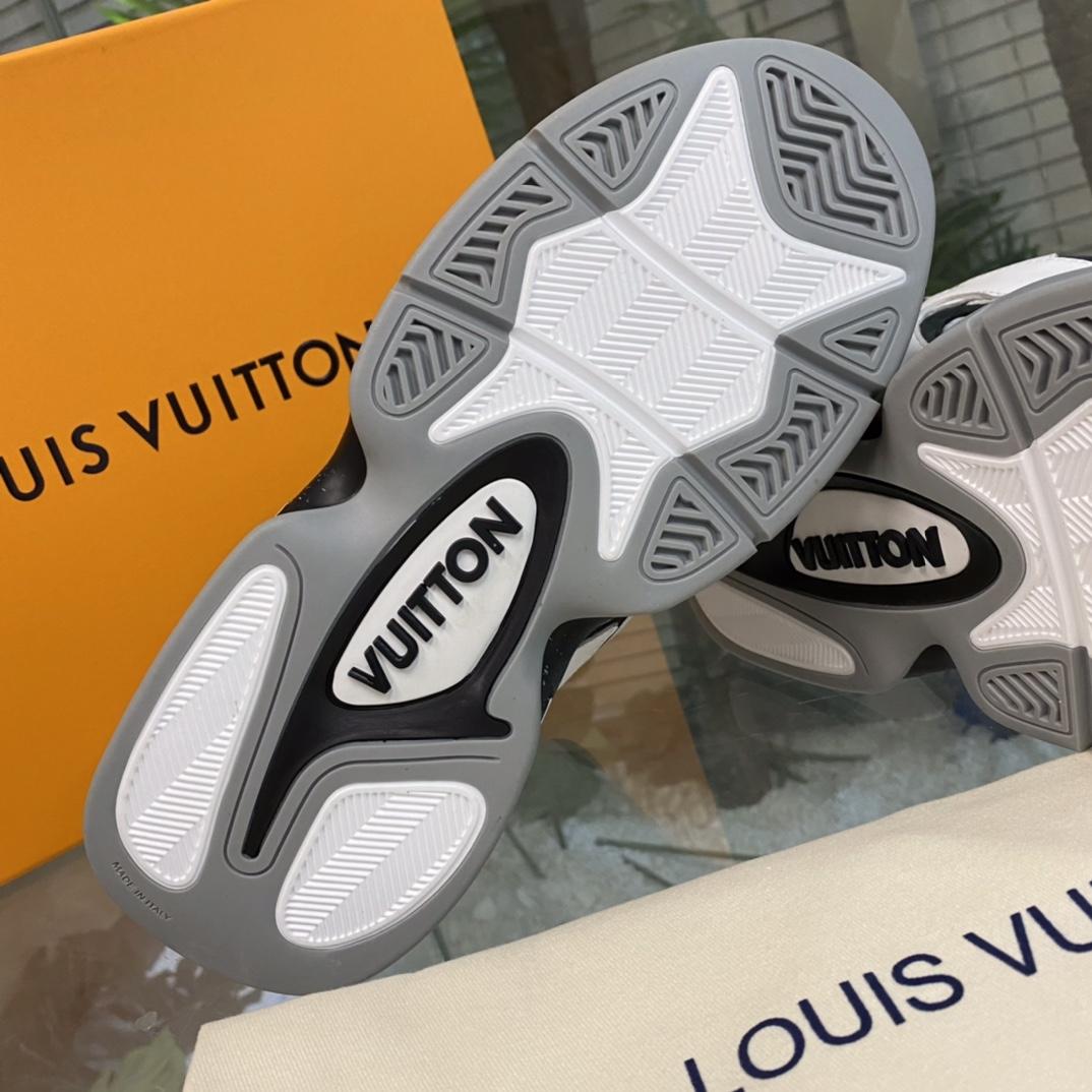 Louis Vuitton LV Trainer 2 Sneaker  1AAH95 - DesignerGu