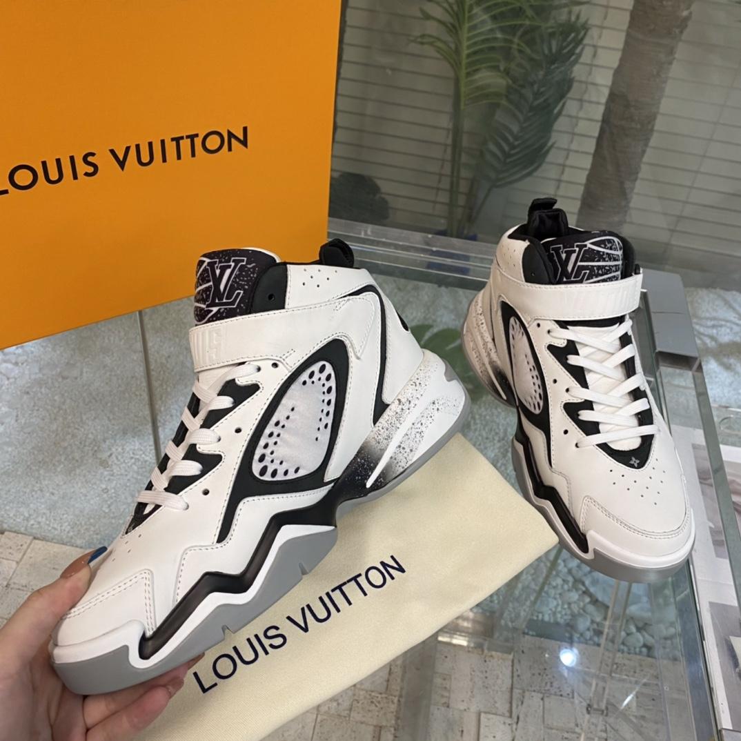 Louis Vuitton LV Trainer 2 Sneaker  1AAH95 - DesignerGu