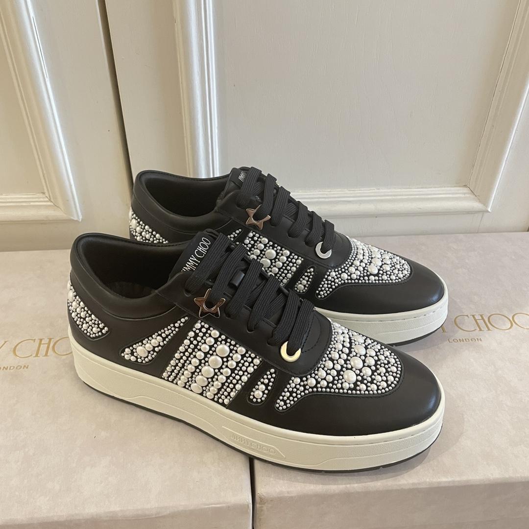 Jimmy Choo Hawaii/F Black Calf Leather And Canvas Low Top Trainers With Pearl Embellishment - DesignerGu