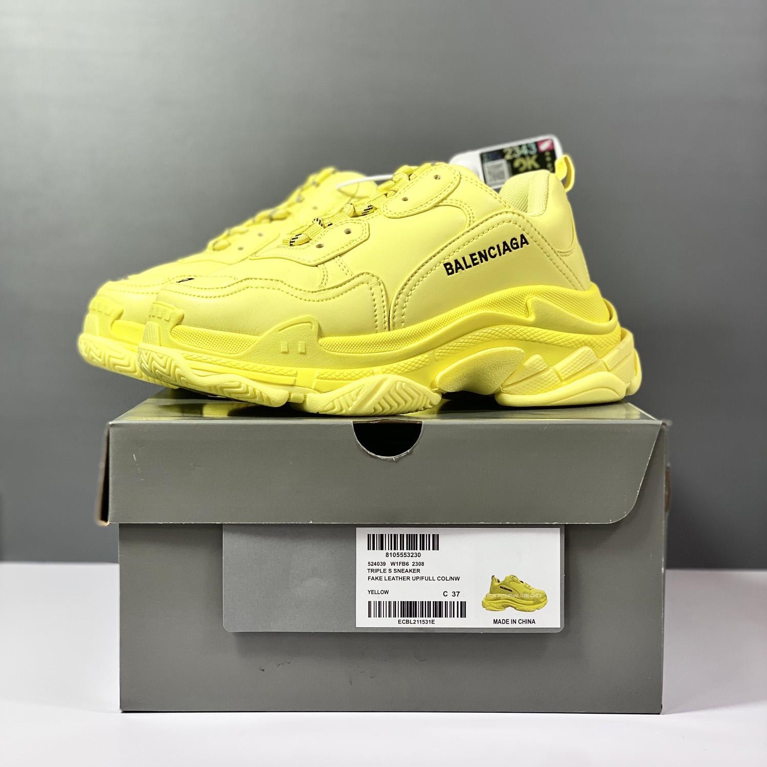 Balenciaga Triple S Sneaker - DesignerGu