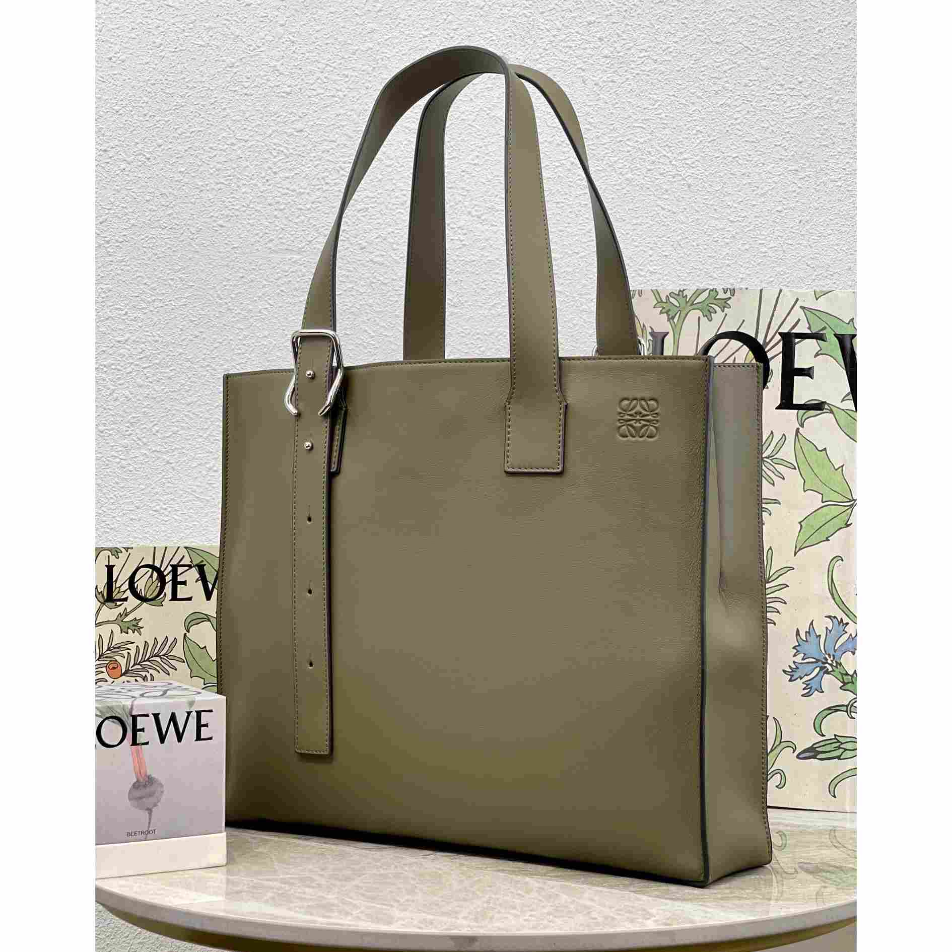 Loewe Buckle Horizontal Tote In Classic Calfskin(38.7-32.9-9.2cm) - DesignerGu