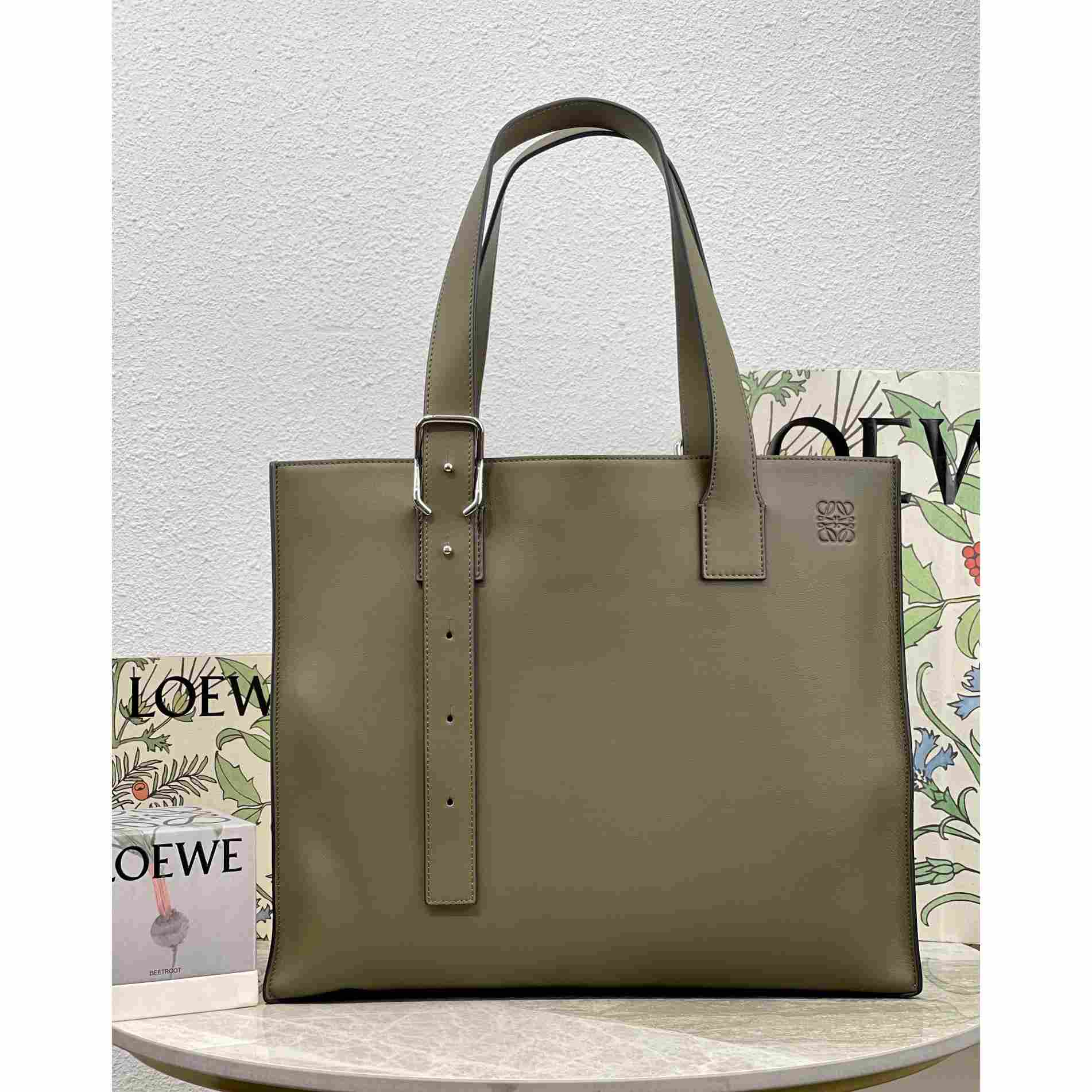 Loewe Buckle Horizontal Tote In Classic Calfskin(38.7-32.9-9.2cm) - DesignerGu