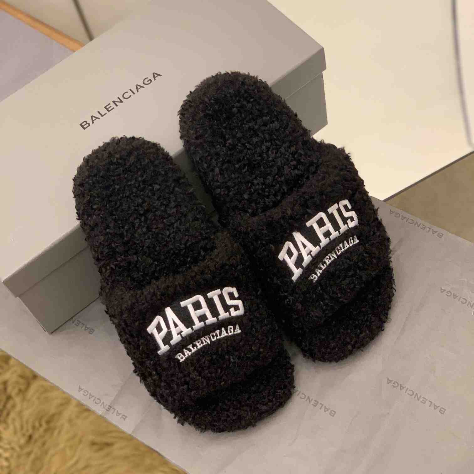 Balenciaga Cities Paris Furry Slide Sandal  - DesignerGu