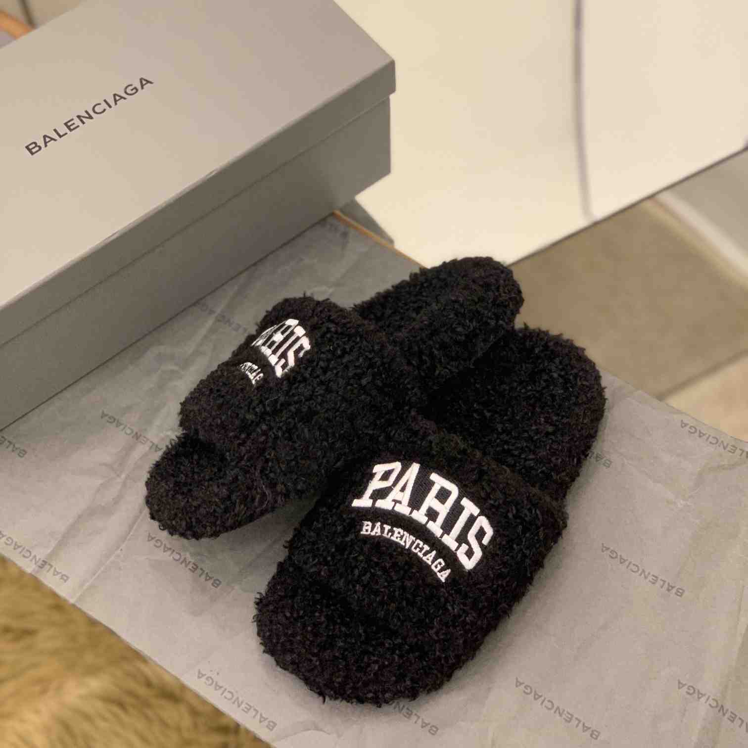 Balenciaga Cities Paris Furry Slide Sandal  - DesignerGu