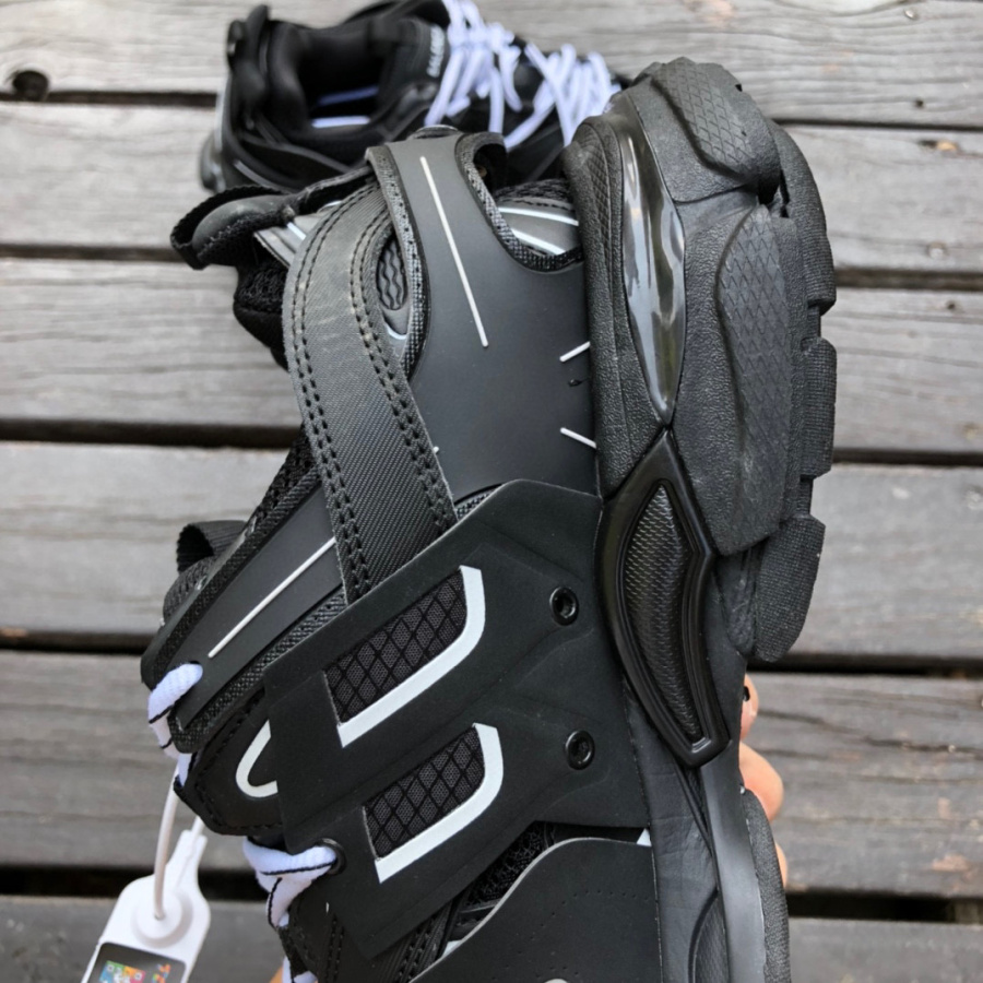 Balenciaga Track 3.0 Sneaker  - DesignerGu