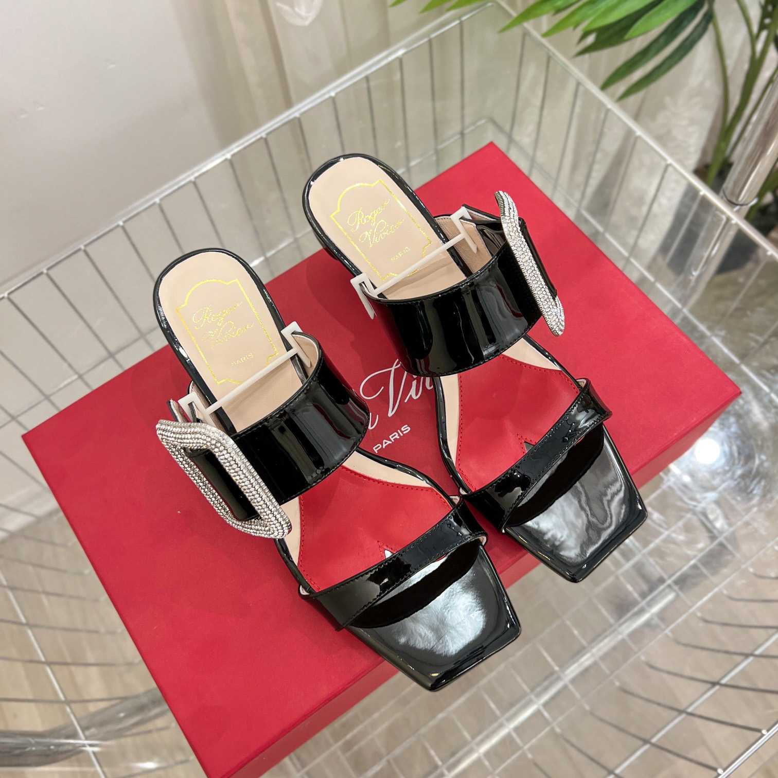 Roger Vivier Viv' Choc Side Strass Buckle Mules In Leather - DesignerGu