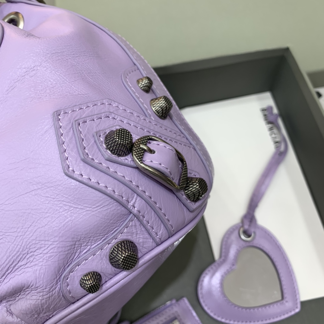 Balenciaga Le Cagole XS Bucket Bag In Light Purple Arena Lambskin, Aged-Silver Hardware(15-19.8-17.8cm) - DesignerGu