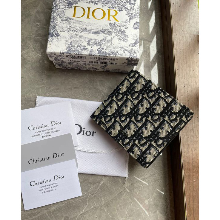 Dior Compact Wallet(11.5-9.5CM) - DesignerGu