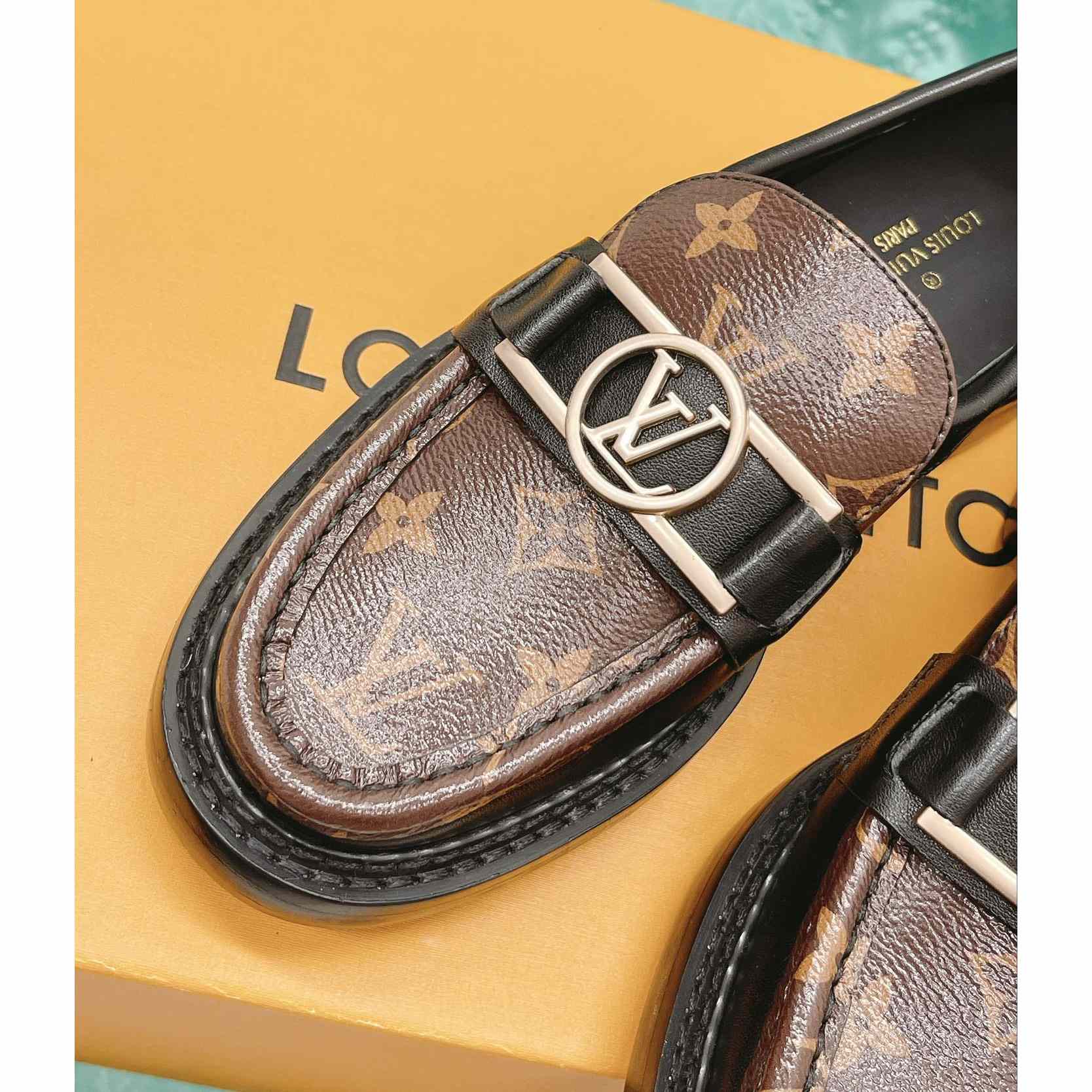 Louis Vuitton Academy Loafer    1A7TXK - DesignerGu