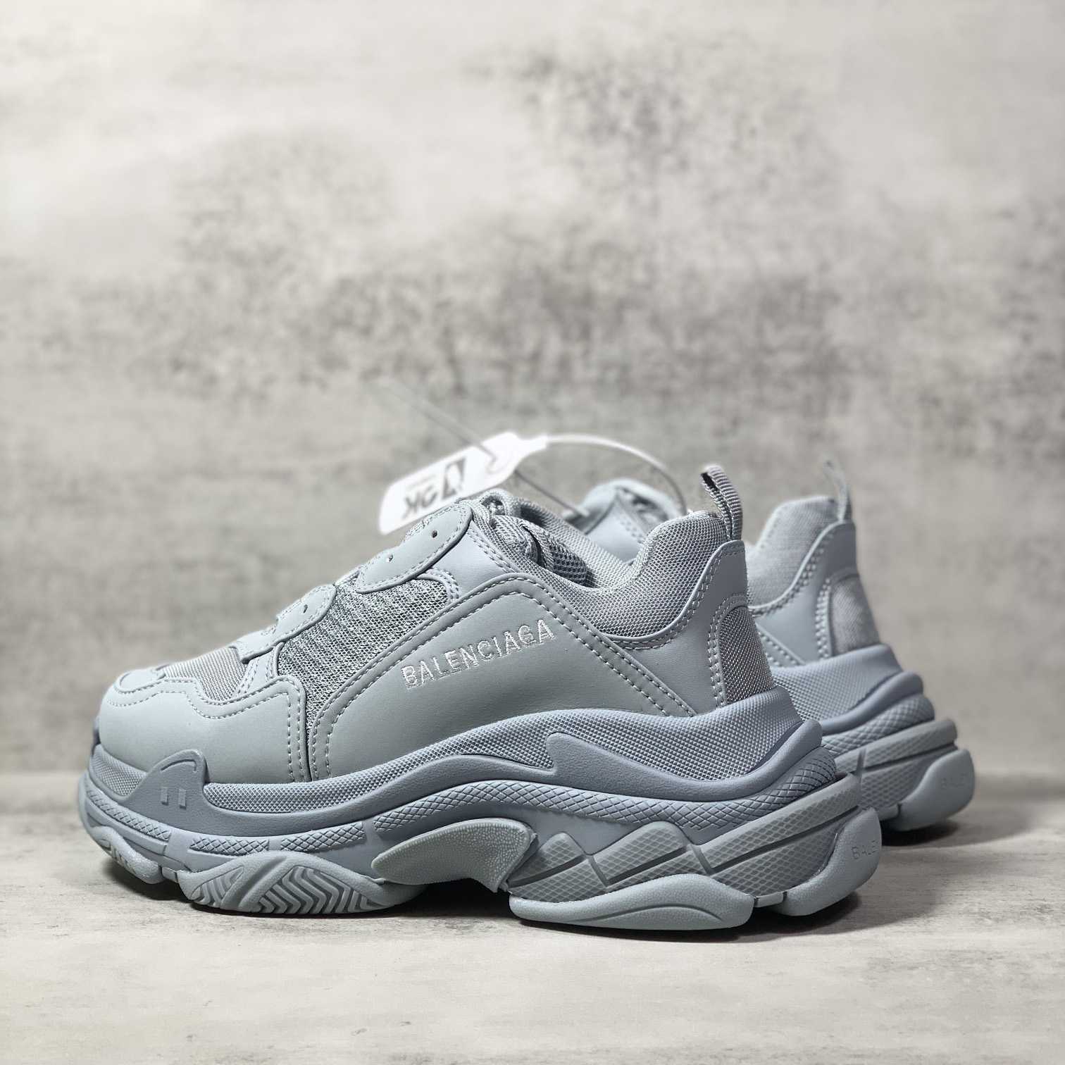 Balenciaga Triple S Sneaker In Light Blue Double Foam And Mesh - DesignerGu