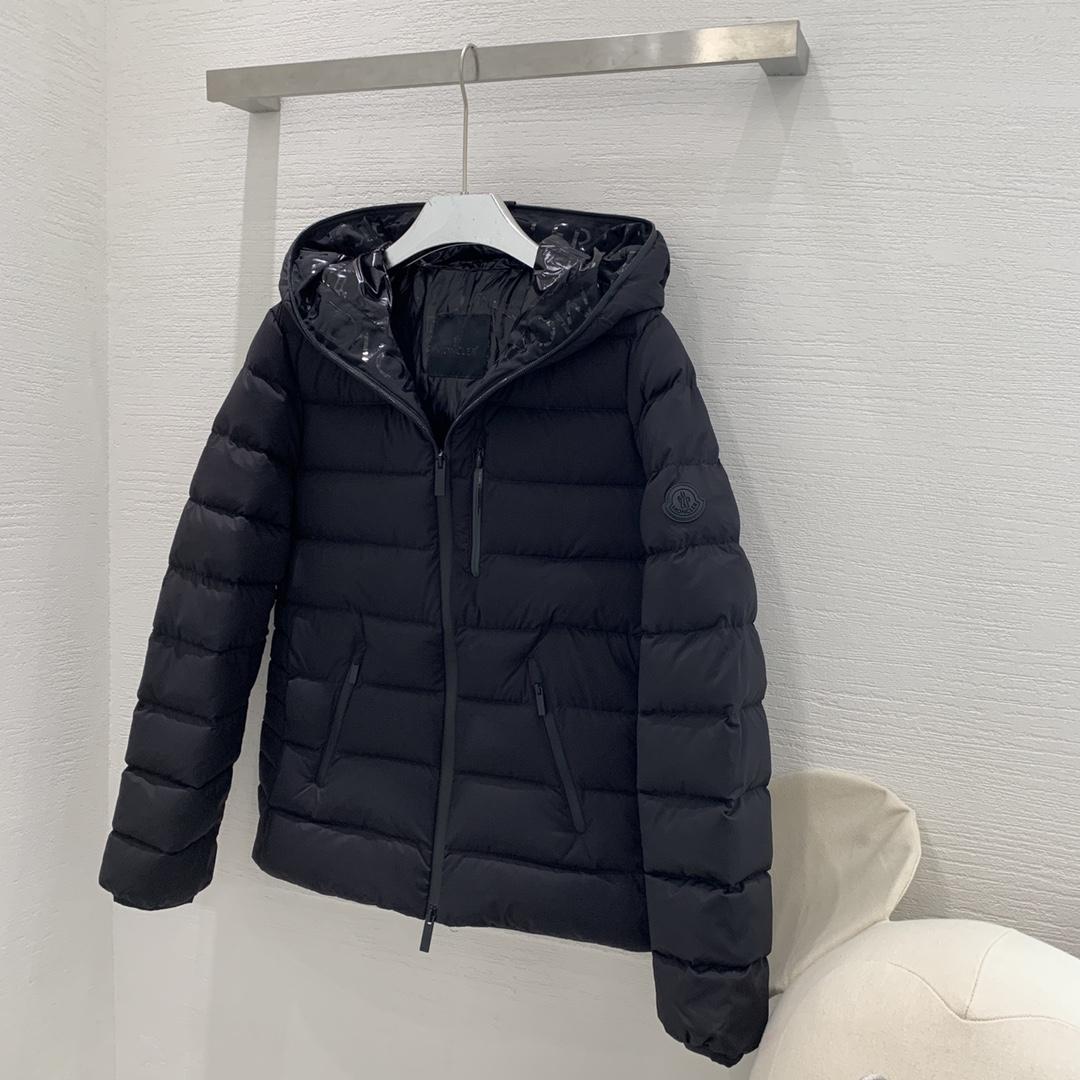 Moncler Herbe Short Down Jacket - DesignerGu