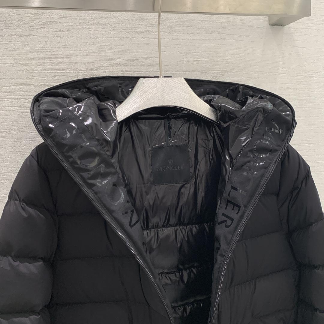 Moncler Herbe Short Down Jacket - DesignerGu