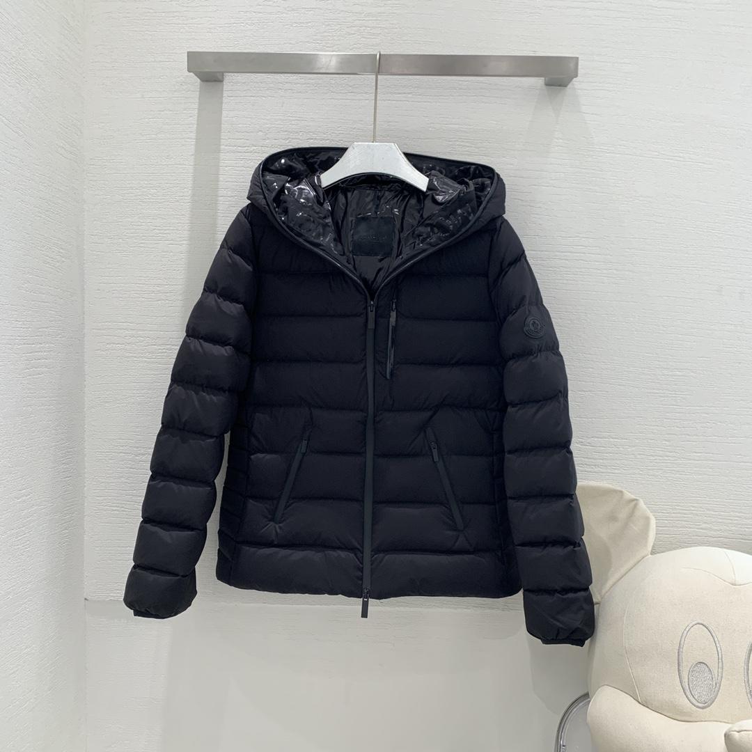 Moncler Herbe Short Down Jacket - DesignerGu