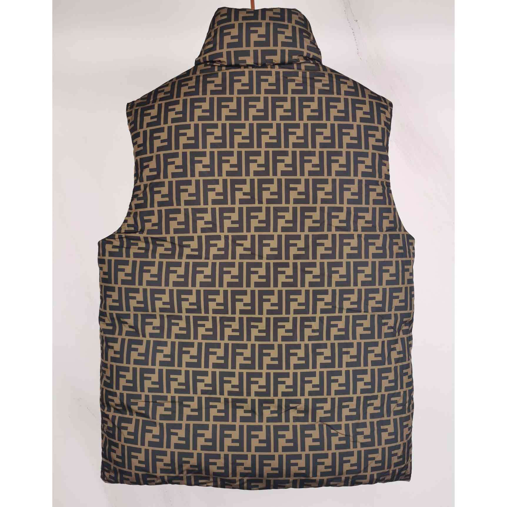 Fendi Gilet Brown Nylon Vest - DesignerGu