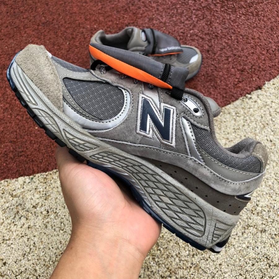 New Balance 2002R 'Grey'Sneakers                  M2002RVA - DesignerGu