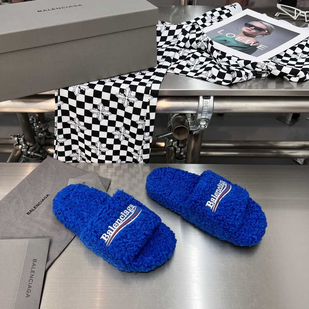 Balenciaga Furry Slide Sandal - DesignerGu