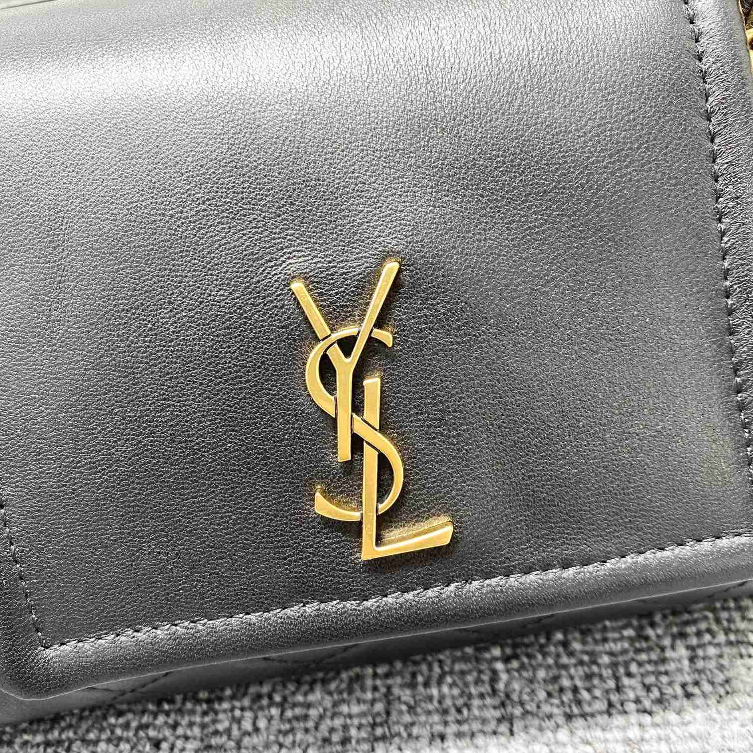 Saint Laurent Mini Nolita In Lambskin(18-13-6cm) - DesignerGu