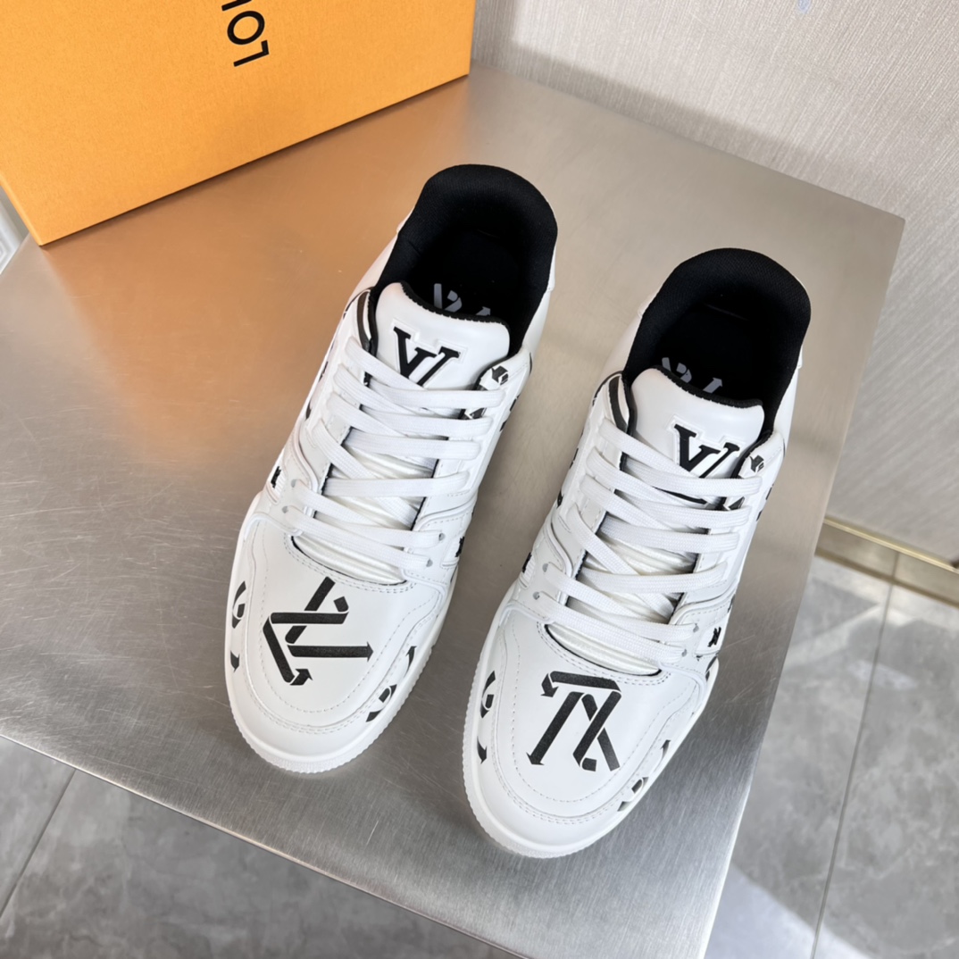 Louis Vuitton LV Trainer Sneaker    (Upon uk size)   1AAGXZ - DesignerGu