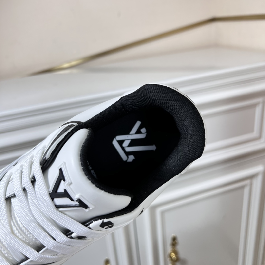 Louis Vuitton LV Trainer Sneaker    (Upon uk size)   1AAGXZ - DesignerGu