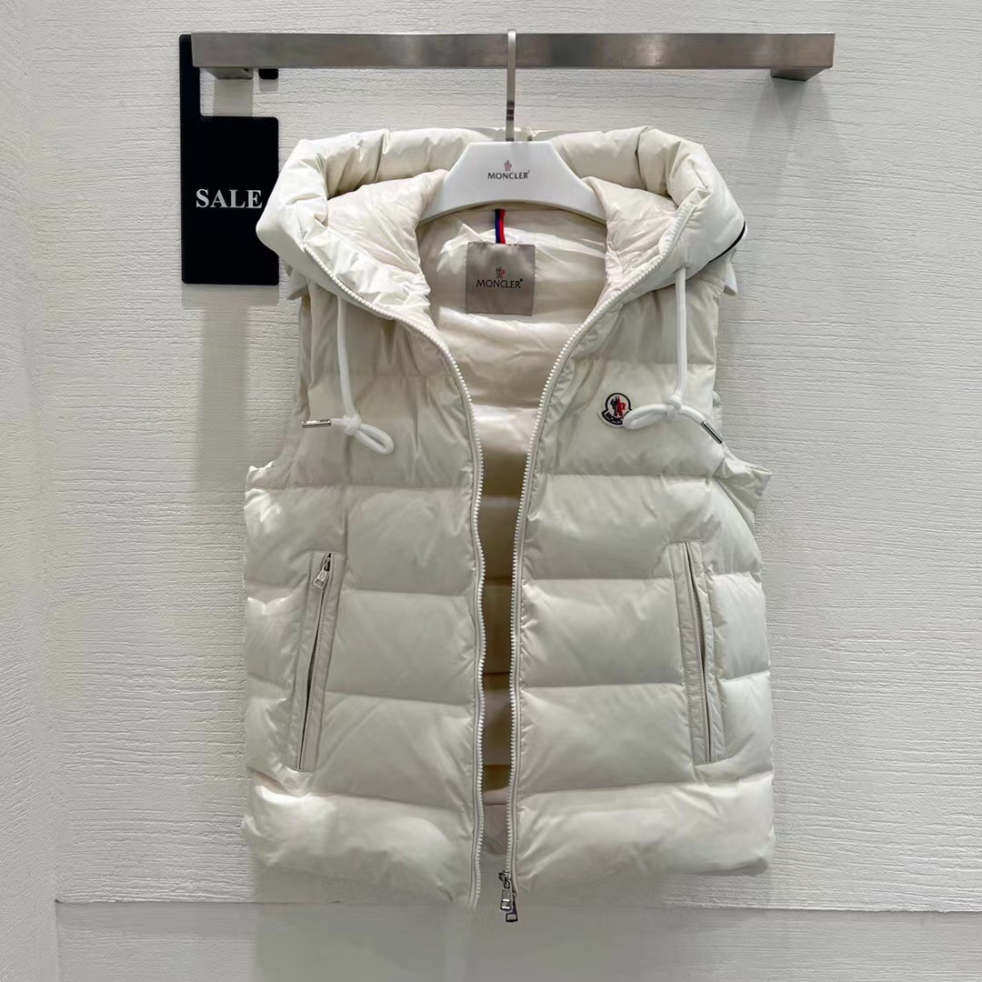 Moncler Cardamine Down Vest - DesignerGu