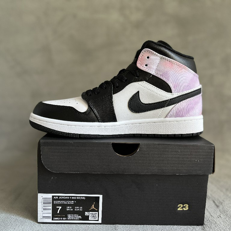 Air Jordan 1 Low AJ1 WH LV Sneaker   DM6216-001 - DesignerGu