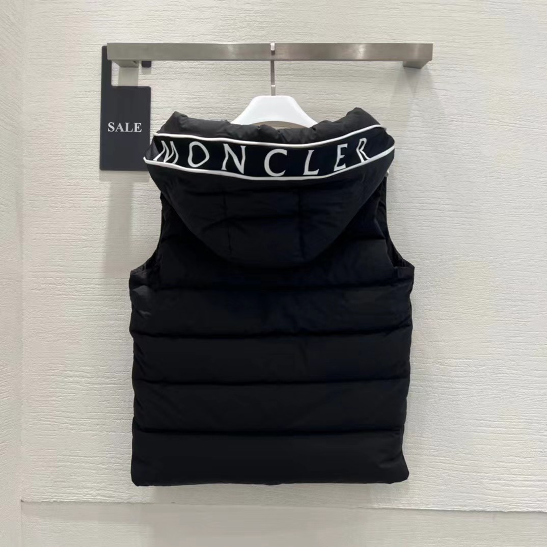 Moncler Cardamine Down Vest - DesignerGu