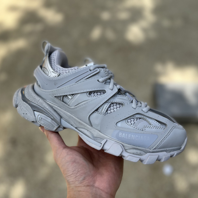 Balenciaga Track Sneaker Recycled Sole - DesignerGu