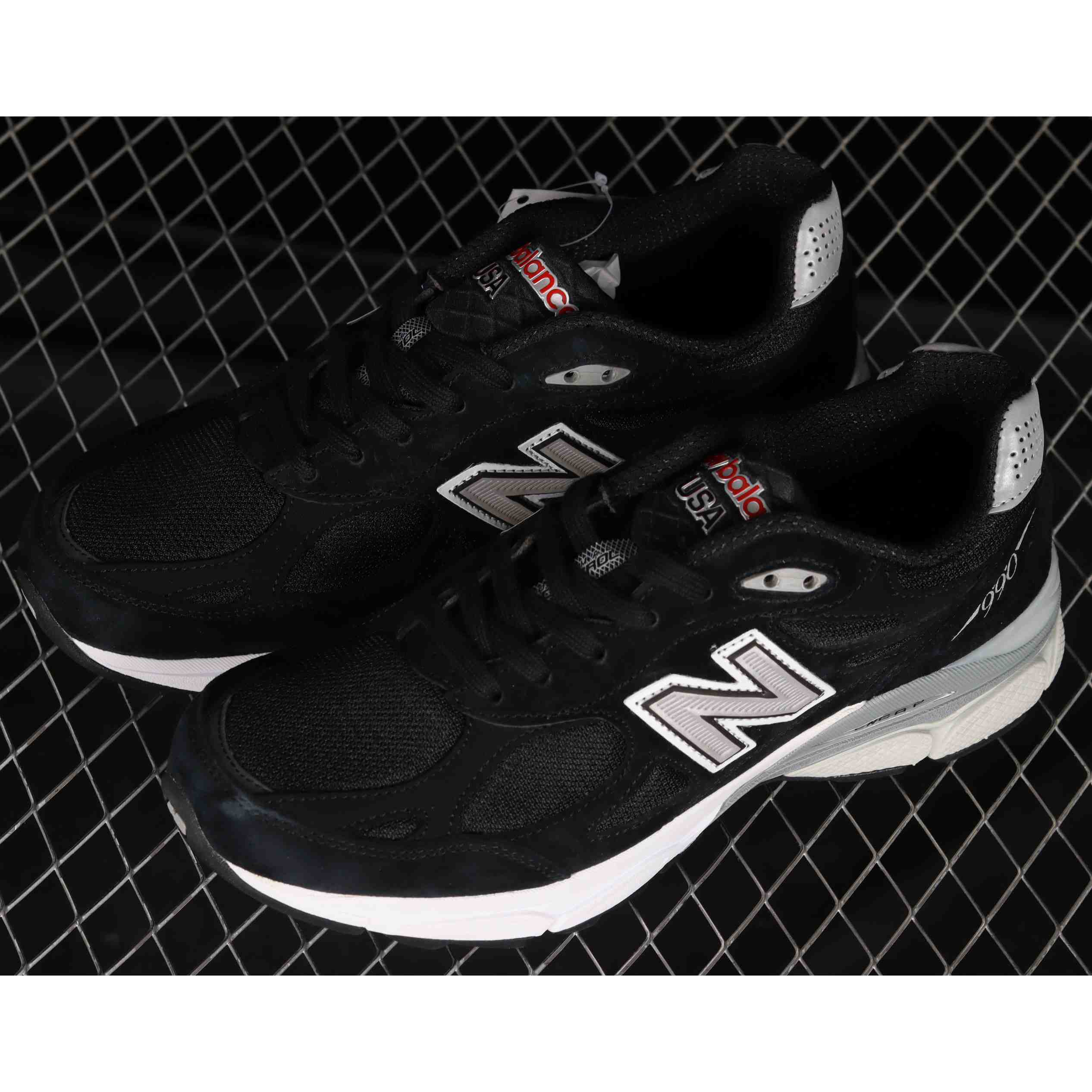 New Balance NB990 Sneakers           M990BS3 - DesignerGu