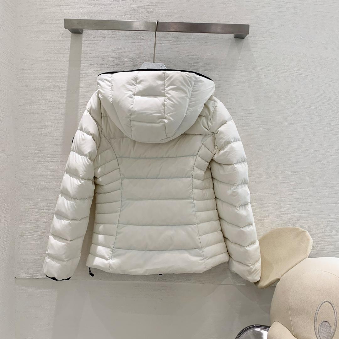 Moncler Herbe Short Down Jacket - DesignerGu