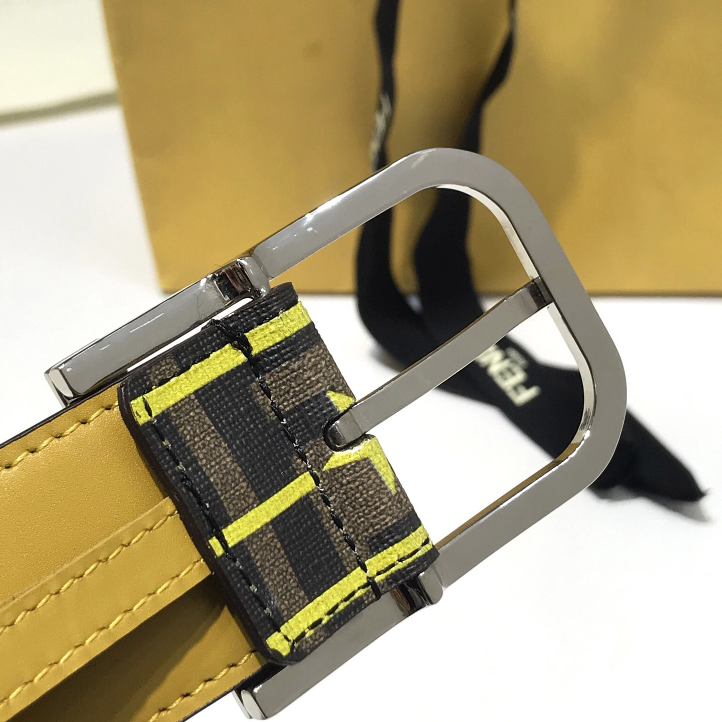 Fendi Reversible Leather Belt - DesignerGu