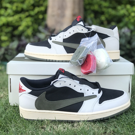 Travis Scott x Air Jordan 1 Low WMNS Sneaker   DZ4137-106 - DesignerGu