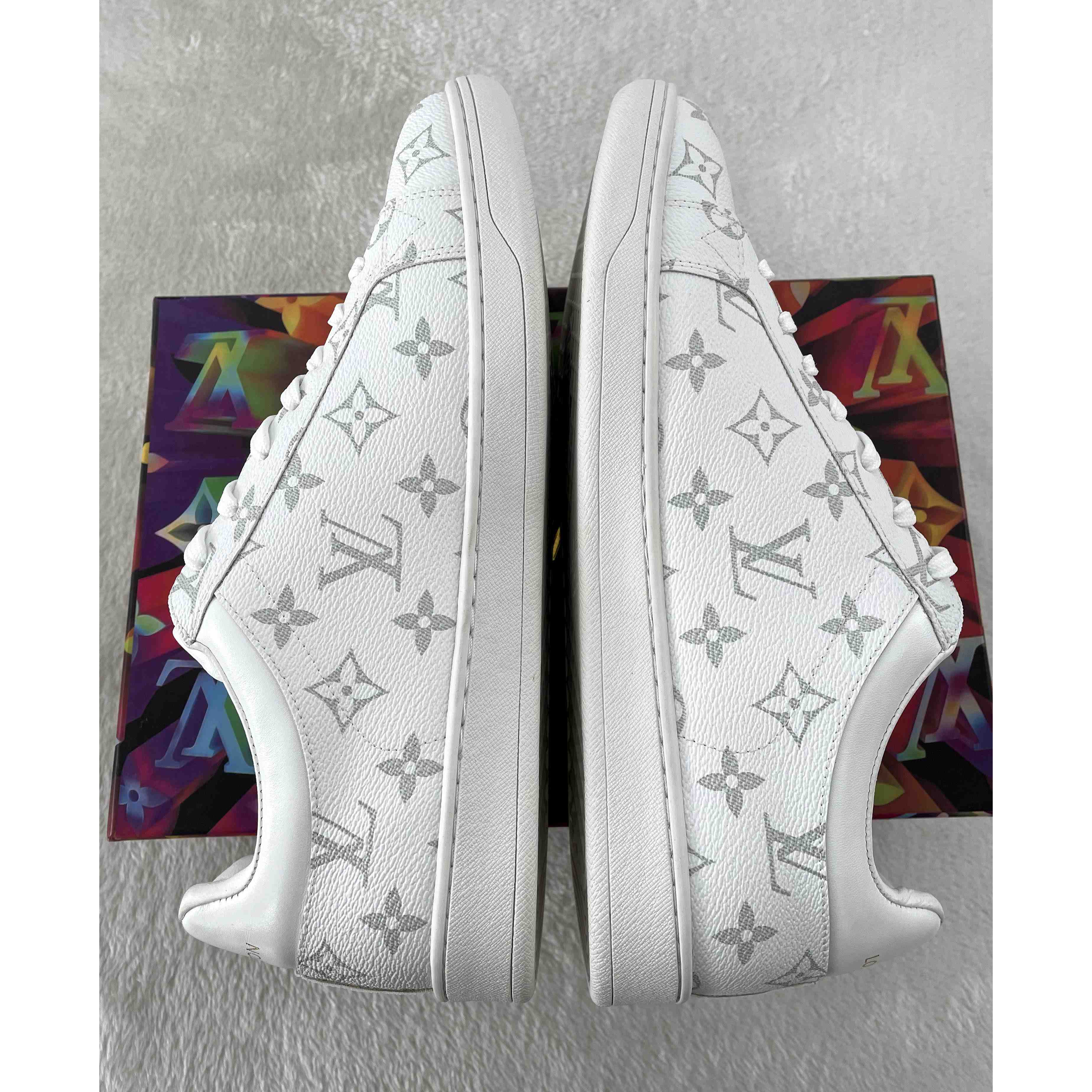 Louis Vuitton Luxembourg Samothrace Sneakers      - DesignerGu