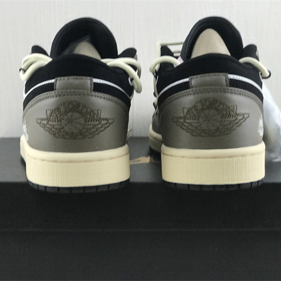 Air Jordan 1 Low Sneaker   553558-062 - DesignerGu