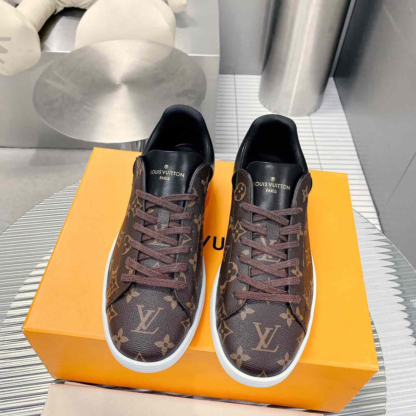 Louis Vuitton Luxembourg Samothrace Sneakers     1A4PAF - DesignerGu