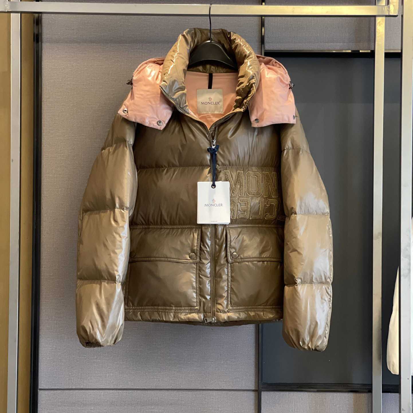 Moncler Down Puffer Jacket - DesignerGu