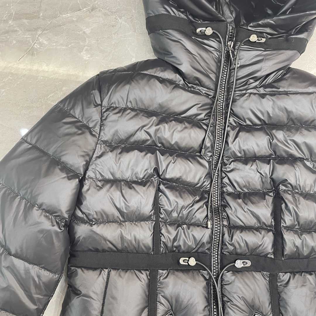 Moncler Long-Sleeve Padded Coat - DesignerGu