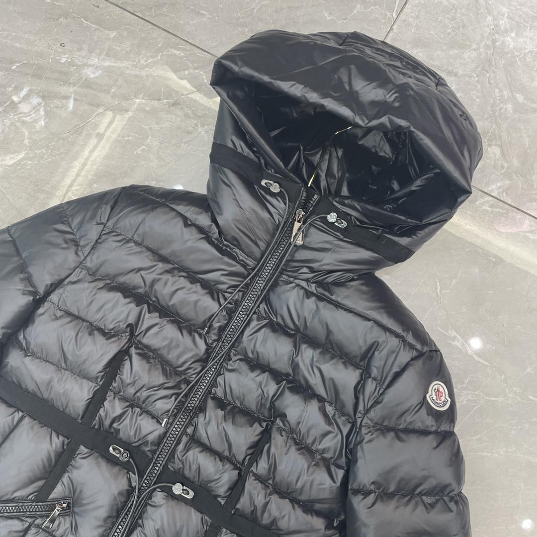 Moncler Long-Sleeve Padded Coat - DesignerGu