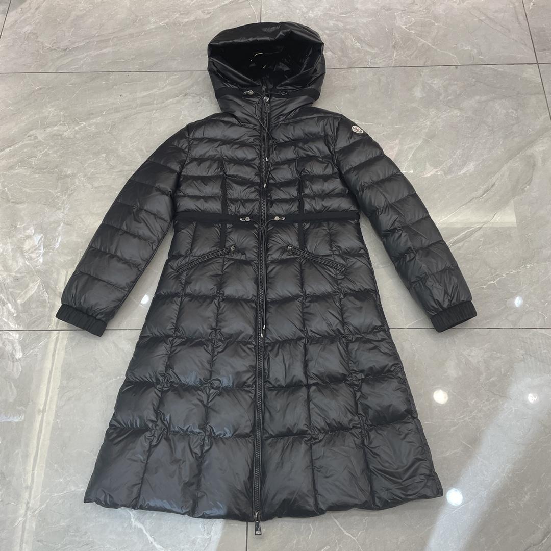 Moncler Long-Sleeve Padded Coat - DesignerGu