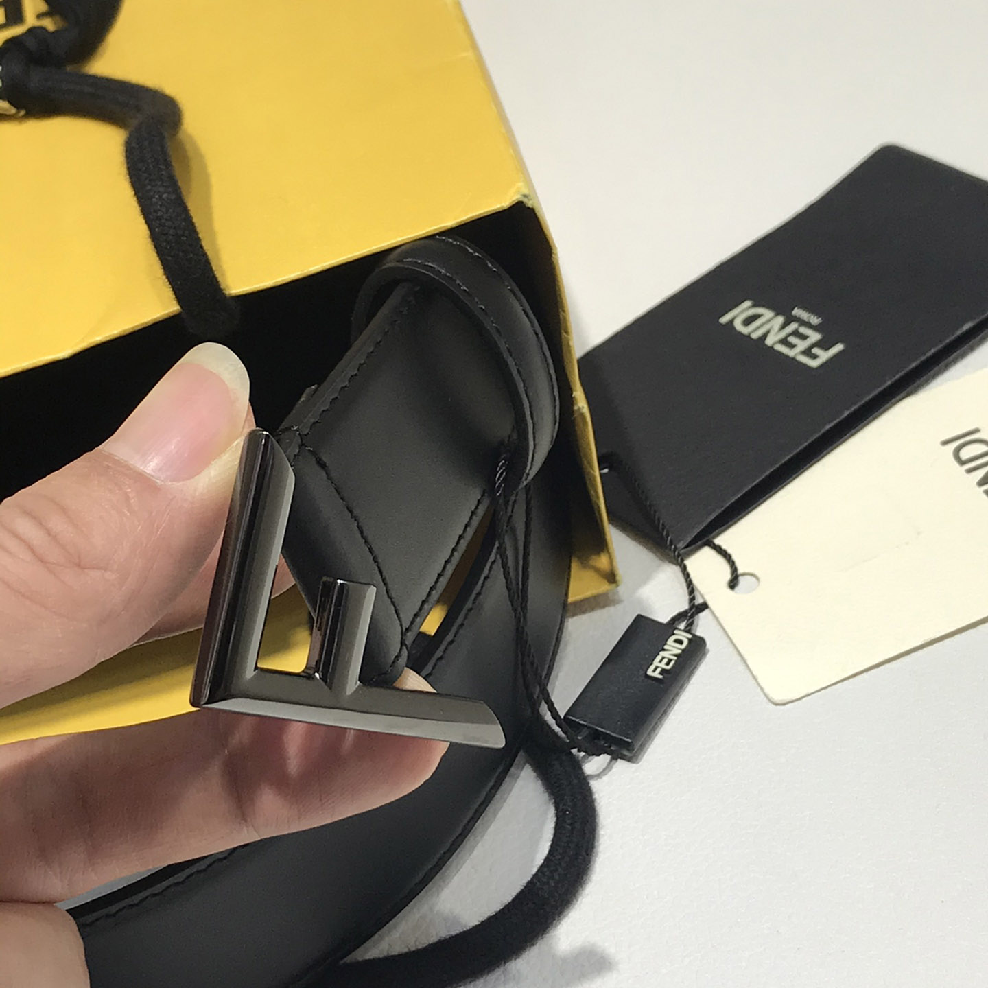 Fendi Black Leather Belt - DesignerGu