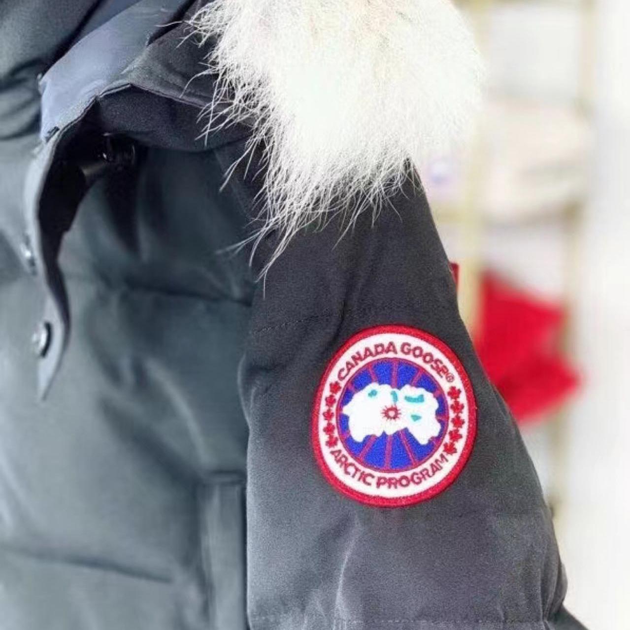 Canada Goose Wyndham Parka - DesignerGu