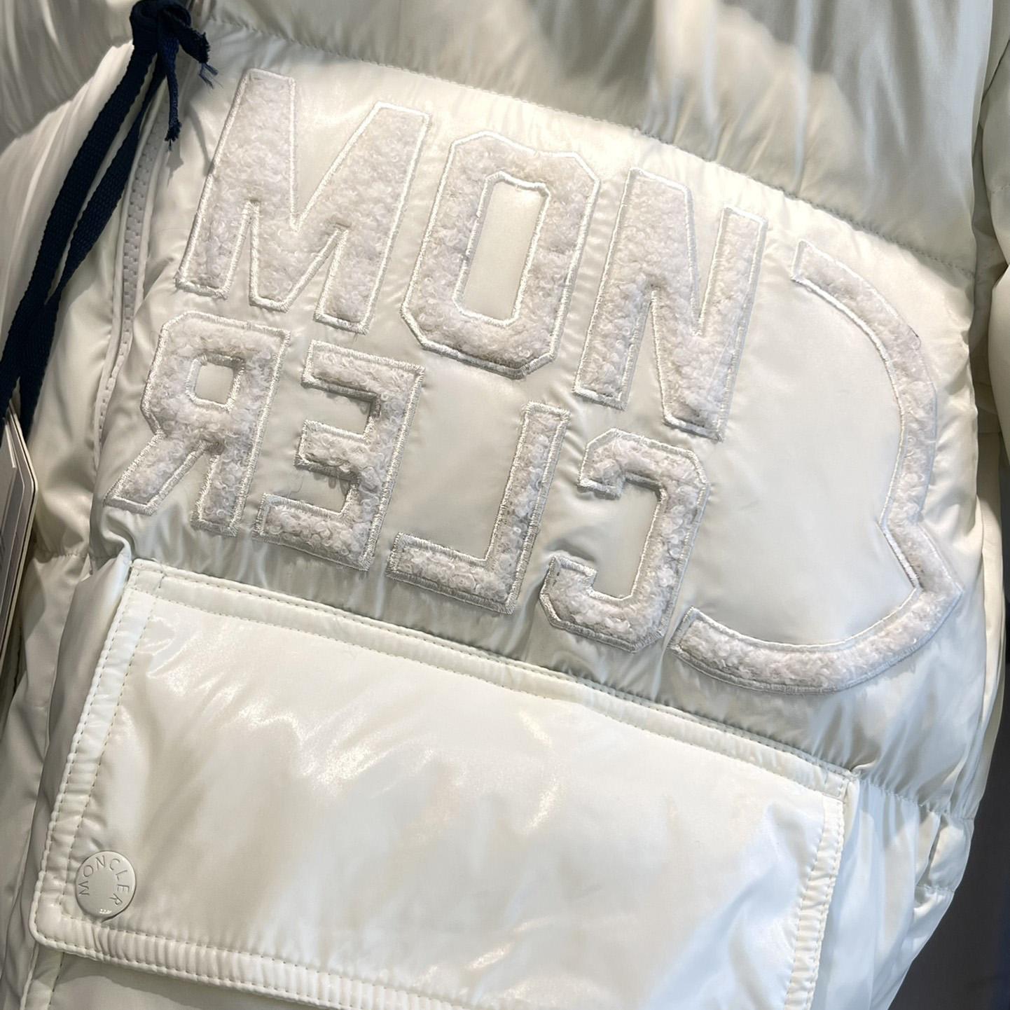 Moncler Down Puffer Jacket - DesignerGu