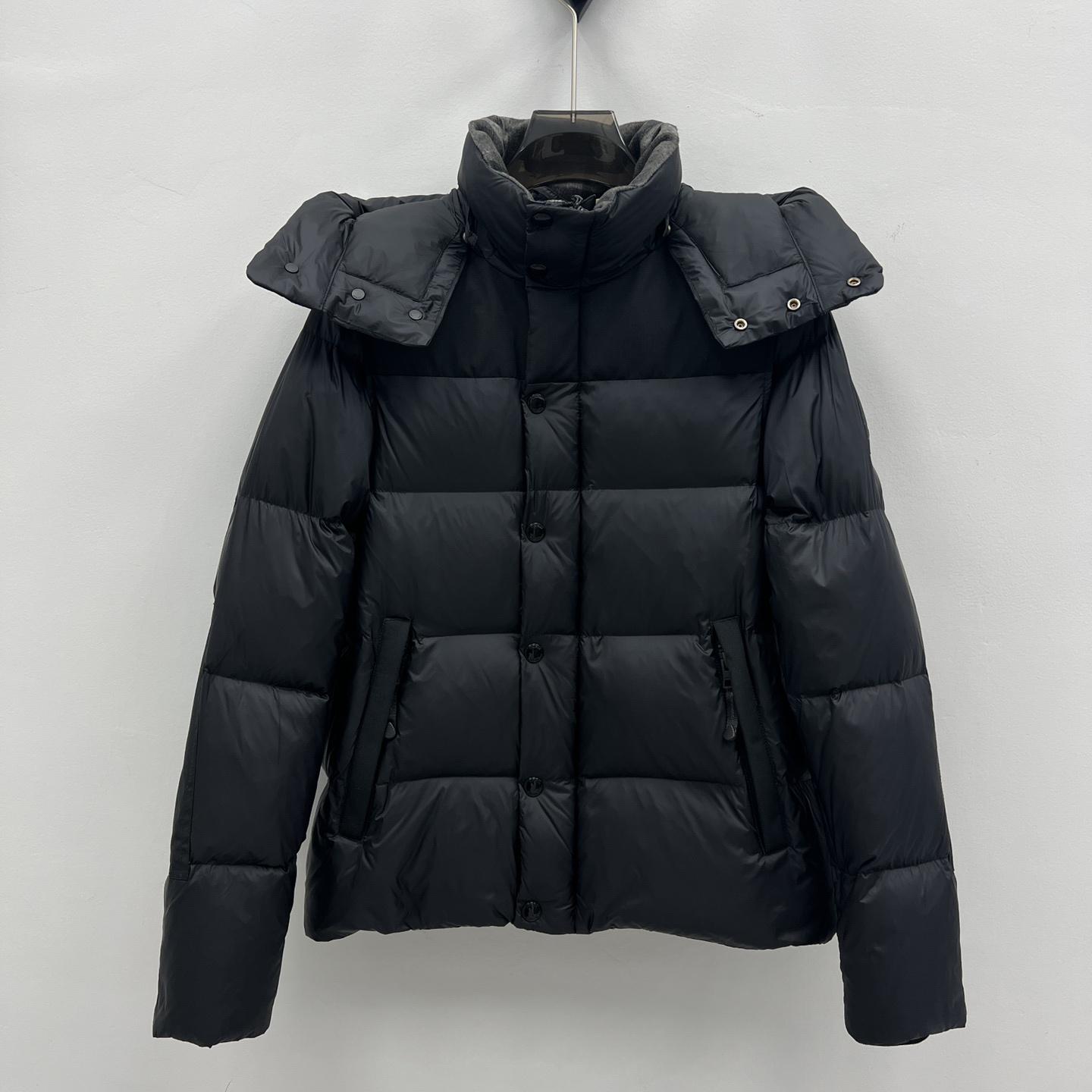 Burberry Detachable Sleeve Hooded Puffer Jacket - DesignerGu