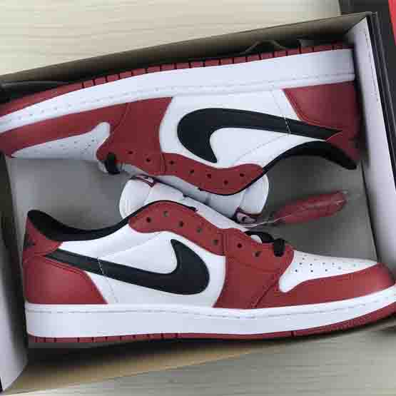 Air Jordan 1 Low OG “Chicago”  Sneaker     705329-600  - DesignerGu