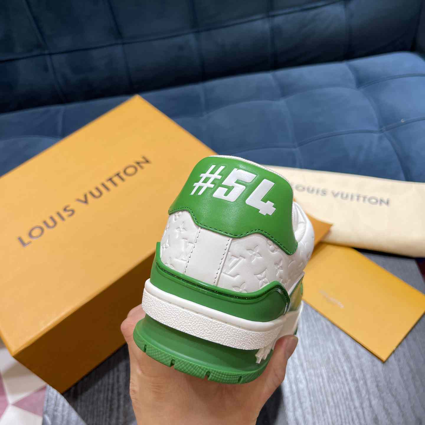 Louis Vuitton LV Trainer Sneaker       1AASJ2 - DesignerGu