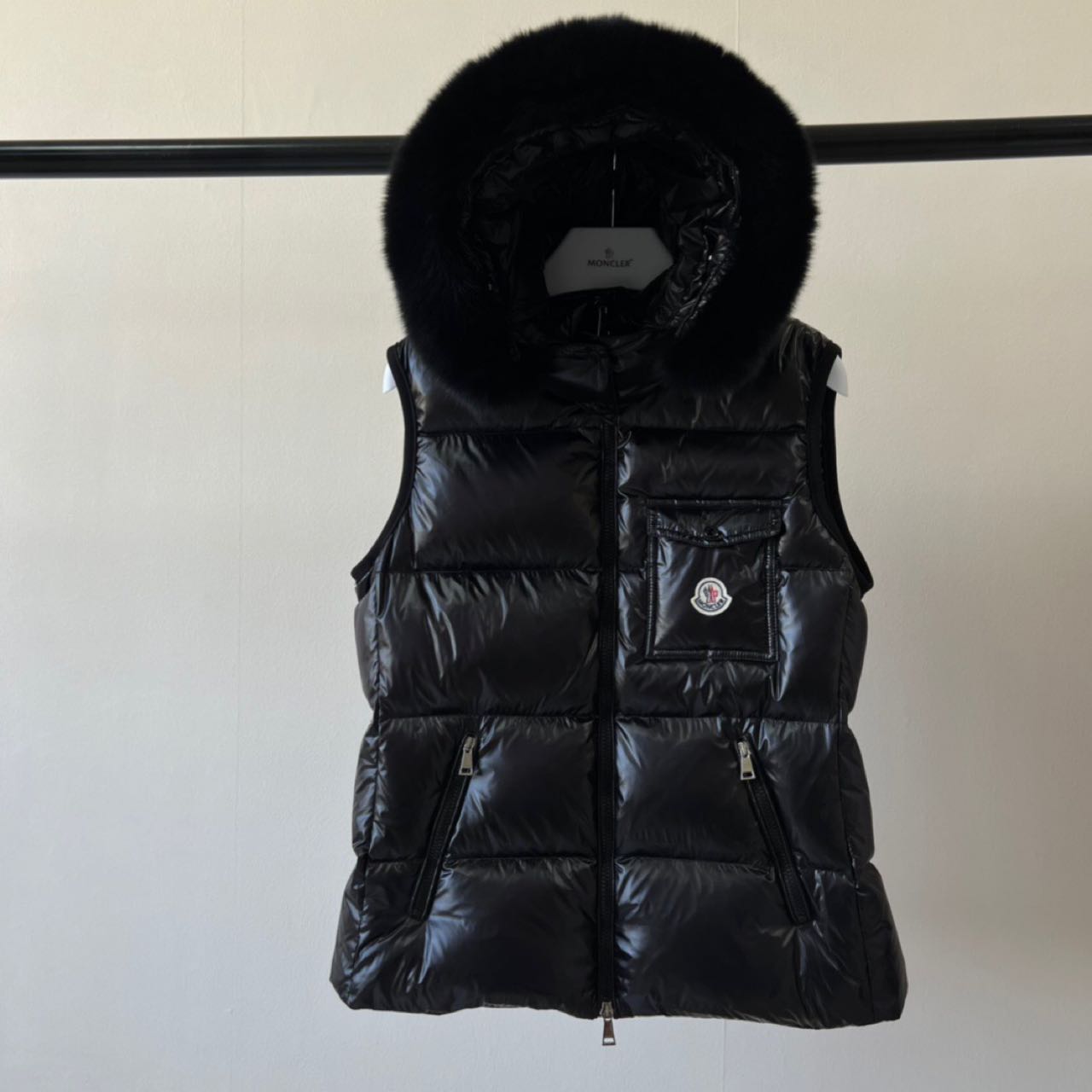 Moncler Bairon Faux-Fur-Trim Vest - DesignerGu