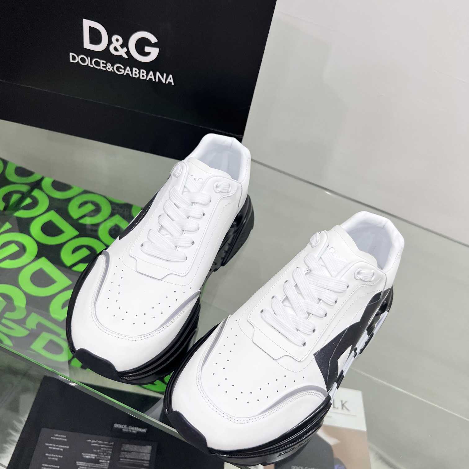 Dolce & Gabbana Calfskin Daymaster Sneakers - DesignerGu